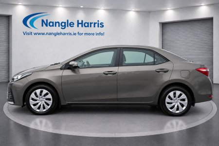 2018 Toyota Corolla - photo 2