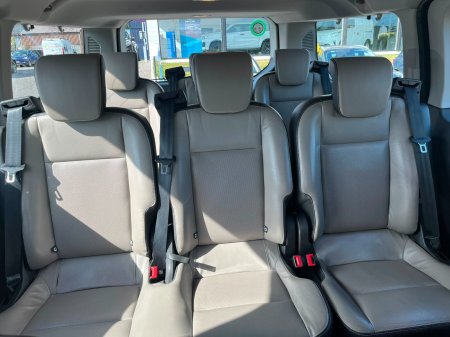 2018 Ford Tourneo Custom 8 Seat Limited LWB - photo 18
