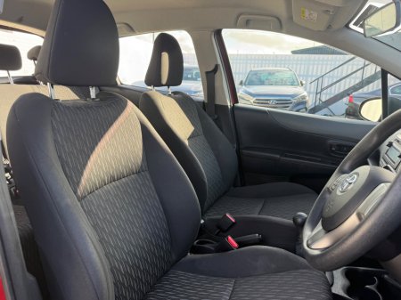 2014 Toyota Yaris - photo 11