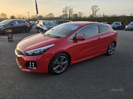 2018 Kia ProCeed - photo 2