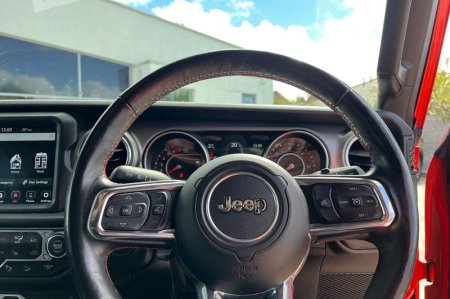 2019 Jeep Wrangler - photo 12