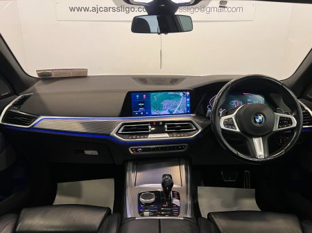 2020 BMW X5 - photo 4