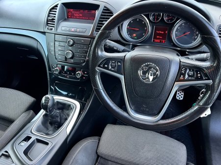 2011 Opel Insignia - photo 12