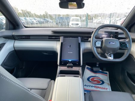 2026 Ford Capri - photo 8