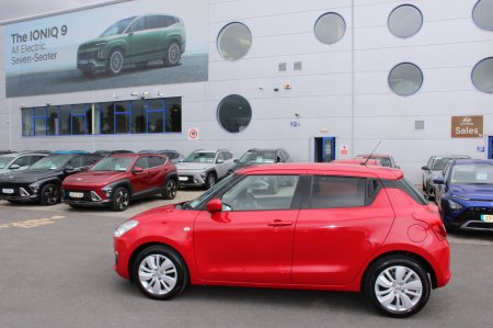 2019 Suzuki Swift - photo 2