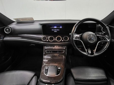 2021 Mercedes-Benz E-Class - photo 4
