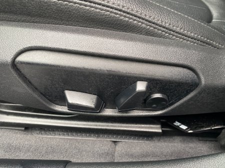 2023 BMW 1-Series - photo 24