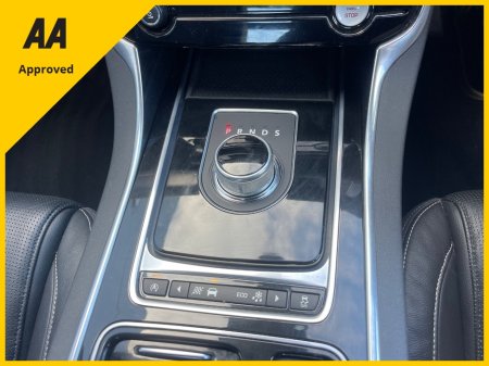 2016 Jaguar XF - photo 7