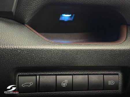 2020 Toyota RAV4 - photo 20