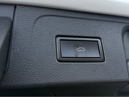 2018 Volkswagen Passat - photo 12