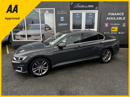 2017 Volkswagen Passat - photo 2