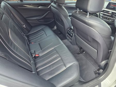 2017 BMW 5-Series - photo 11