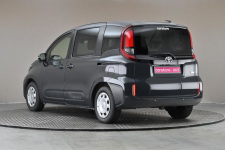 2023 Toyota Sienta - photo 19