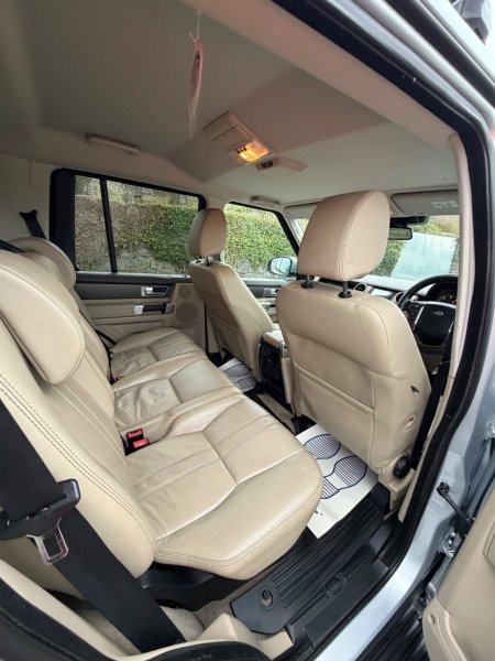 2015 Land Rover Discovery - photo 18