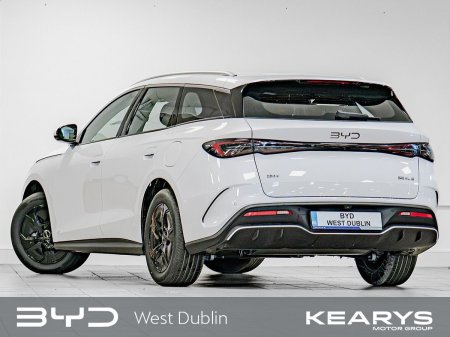 2026 BYD Seal 6 - photo 2