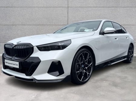 2026 BMW 5-Series - photo 24