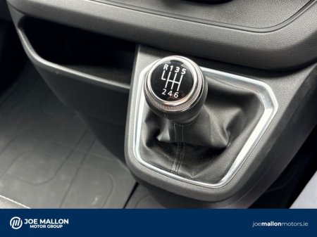 2026 Renault Trafic - photo 24