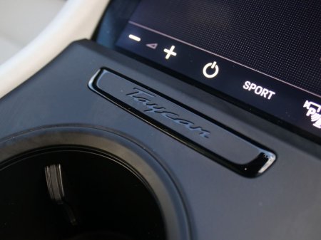 2023 Porsche Taycan - photo 25
