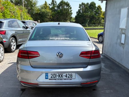 2020 Volkswagen Passat - photo 5