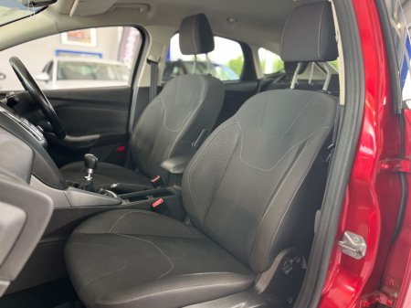 2015 Ford Focus - photo 8