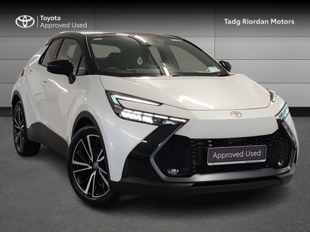 2024 Toyota C-HR HYBRID SOL