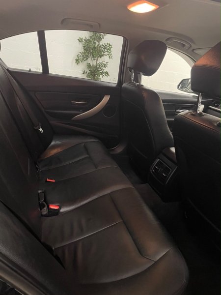 2016 BMW 3-Series - photo 9