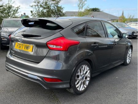 2017 Ford Focus - photo 5