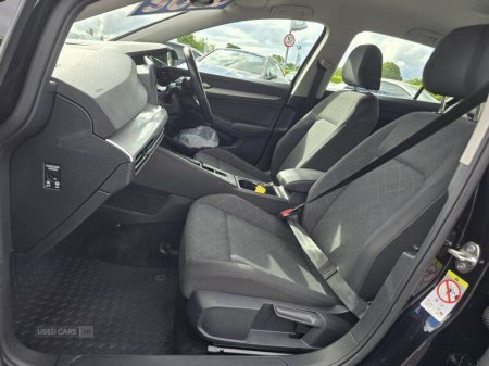 2023 Volkswagen Golf - photo 7