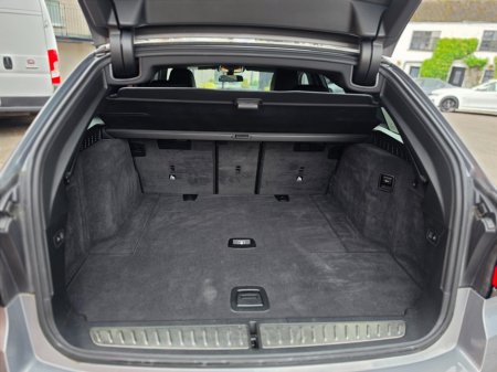 2022 BMW 5-Series - photo 51