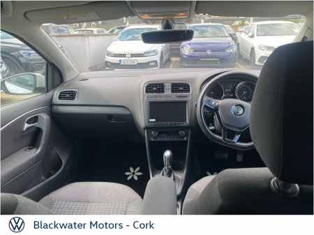 2017 Volkswagen Polo - photo 2