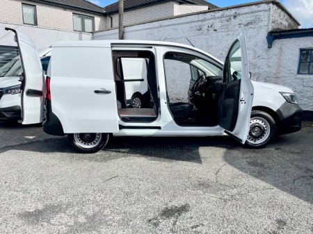 2023 Renault Kangoo - photo 3