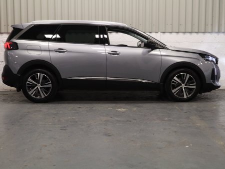 2022 Peugeot 5008 - photo 5