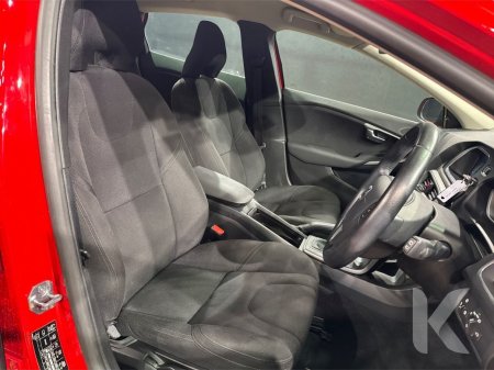 2018 Volvo V40 - photo 15