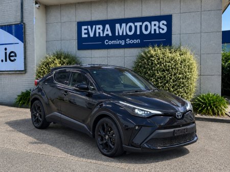 2021 Toyota C-HR SOL NERO AUTOMATIC HYBRID 1.8 PETROL //HIGH SPEC//LOW MILES//HALF LEATHER HEATED SEATS//360 PARKING