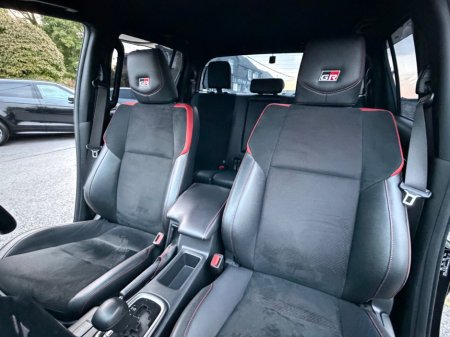 2024 Toyota Hilux - photo 12
