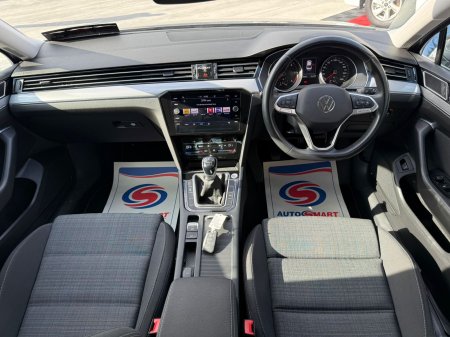 2022 Volkswagen Passat - photo 6