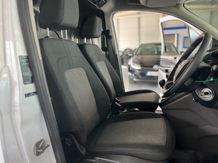 2019 Ford Transit Connect - photo 11