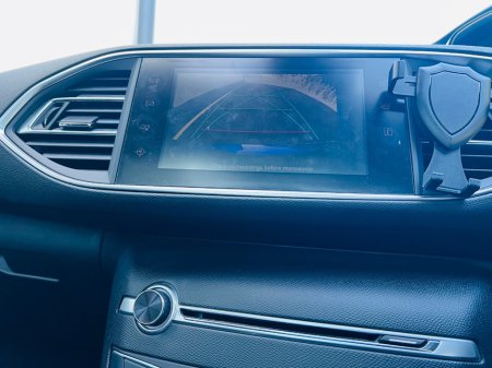 2017 Peugeot 308 - photo 19