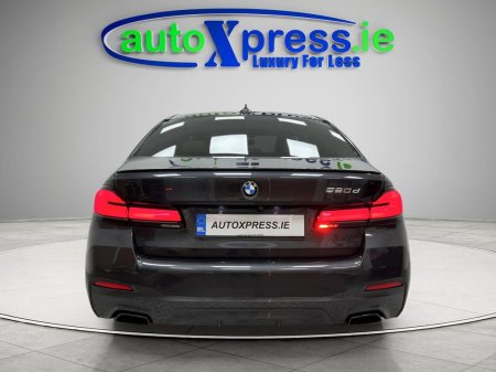 2021 BMW 5-Series - photo 11