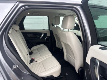 2022 Land Rover Discovery Sport - photo 10
