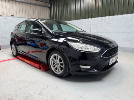 2017 Ford Focus - photo 2