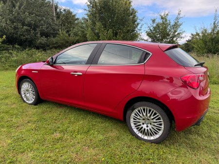 2014 Alfa Romeo Giulietta - photo 5