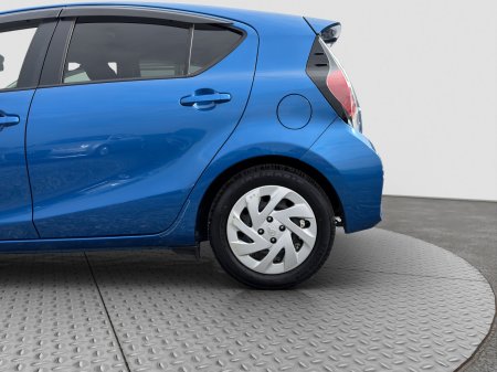 2018 Toyota Aqua - photo 22