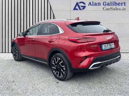 2023 Kia XCeed - photo 2