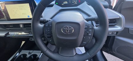 2025 Toyota Prius - photo 7