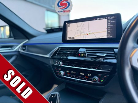 2022 BMW 5-Series - photo 24