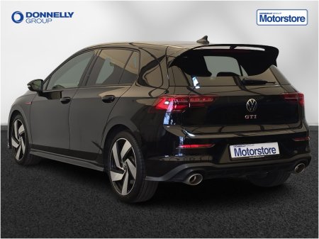 2023 Volkswagen Golf - photo 2