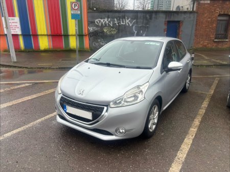 2014 Peugeot 208 1.0 VTI 68 bhp Active