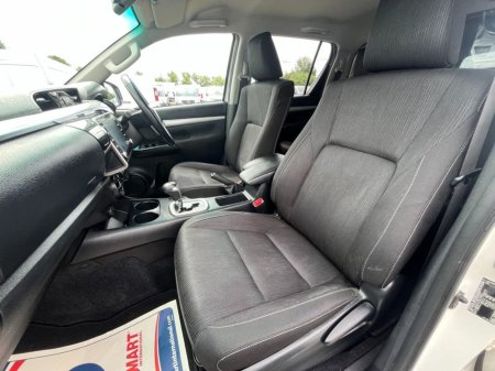 2023 Toyota Hilux - photo 17