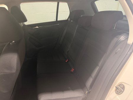 2012 Volkswagen Golf - photo 16
